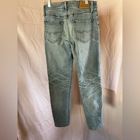 American Eagle Outfitters Light Blue Denim Jeans - Picture 2 of 10